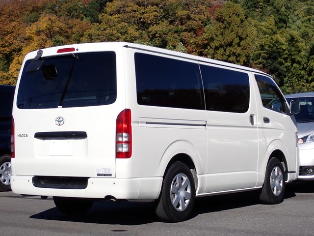 TOYOTA HIACE VAN 1.25T 2WD 2020 Image 31