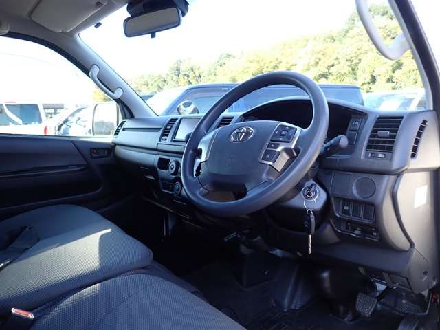 TOYOTA HIACE VAN 1.25T 2WD 2020 Image 31