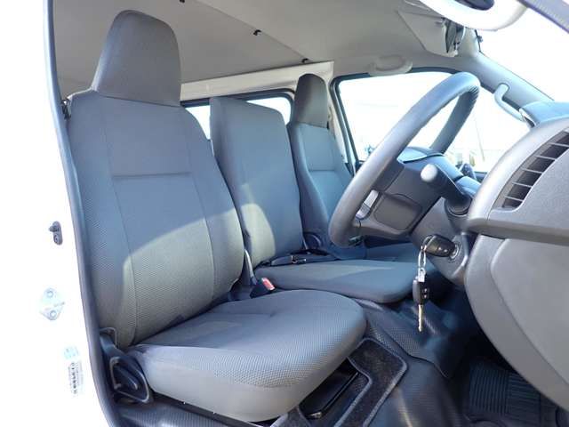 TOYOTA HIACE VAN 1.25T 2WD 2020 Image 31