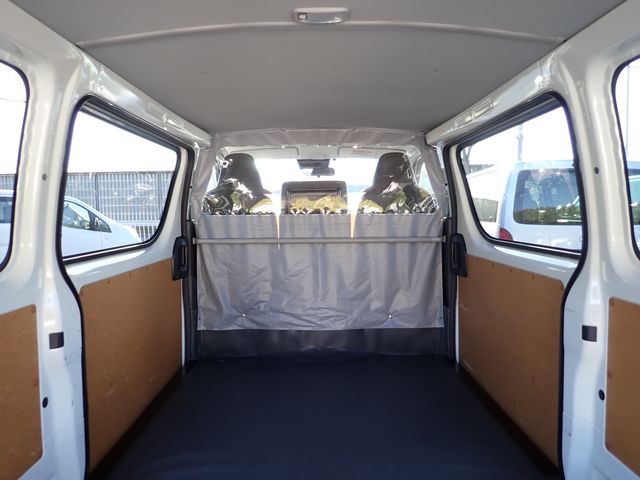 TOYOTA HIACE VAN 1.25T 2WD 2020 Image 31