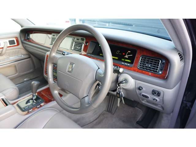 TOYOTA CENTURY 2014 Image 31