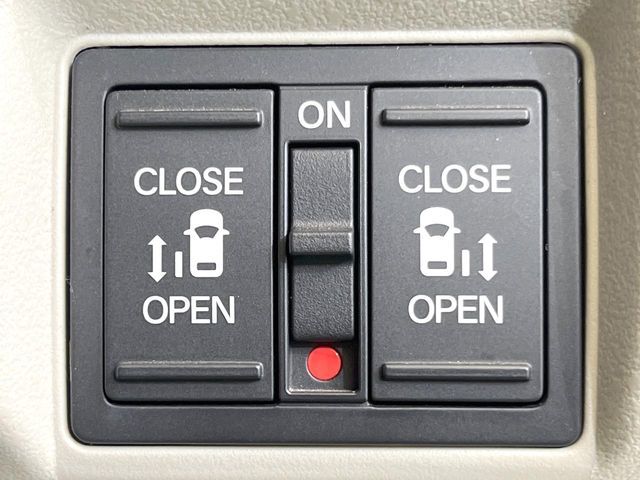 HONDA N BOX 2024 Image 31