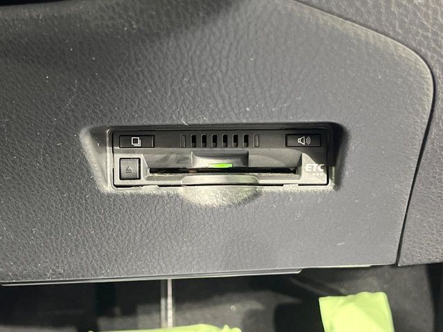 TOYOTA C-HR 2017 Image 31