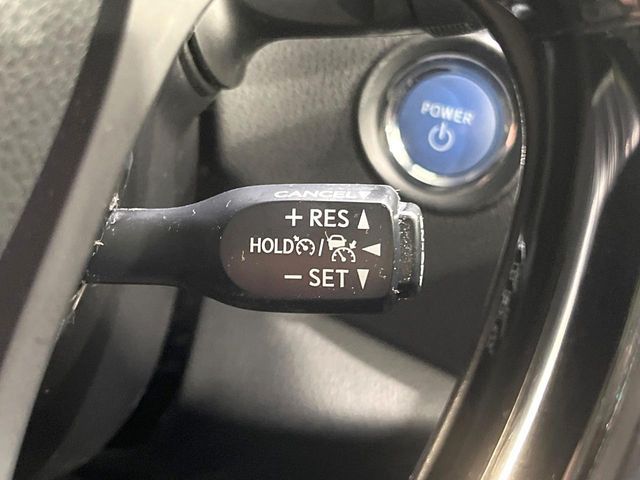 TOYOTA C-HR 2017 Image 31