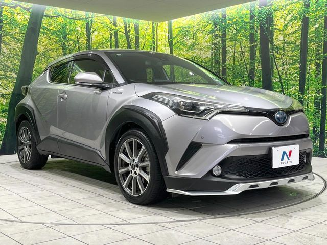 TOYOTA C-HR 2017 Image 31