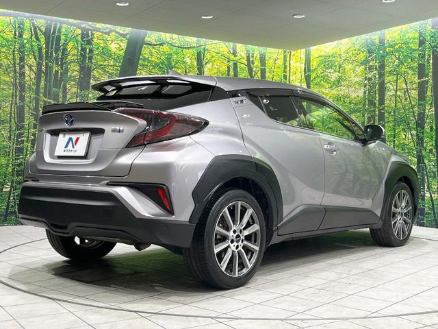 TOYOTA C-HR 2017 Image 31