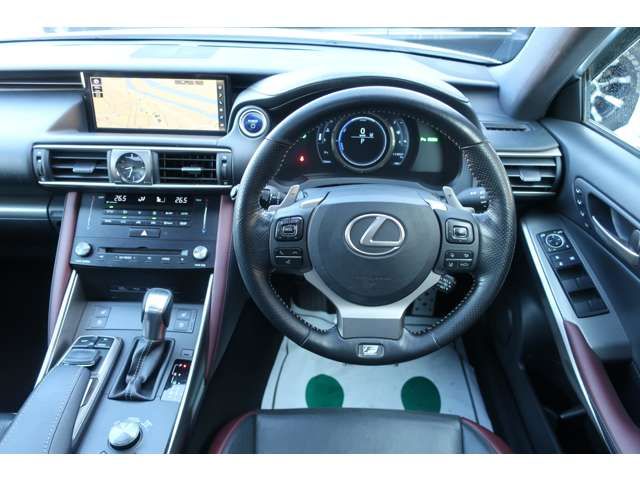 TOYOTA LEXUS IS300H 2016 Image 31