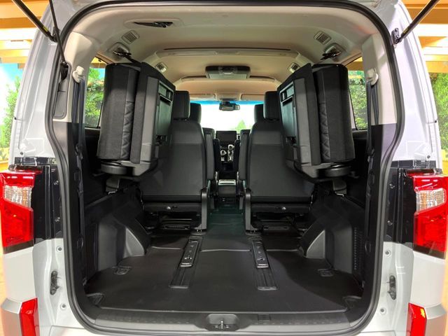 MITSUBISHI DELICA D:5 4WD 2024 Image 31