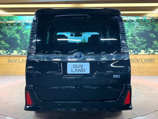 TOYOTA VOXY HYBRID 2021 Image 31