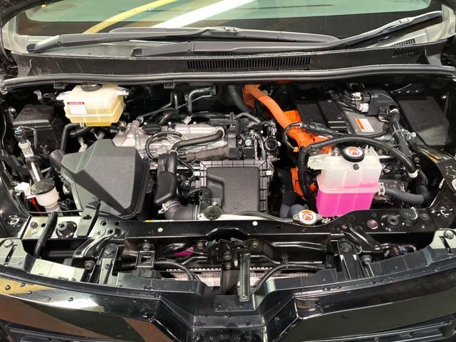 TOYOTA VOXY HYBRID 2021 Image 31