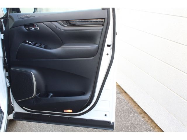 TOYOTA ALPHARD 2022 Image 31