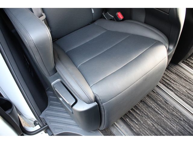 TOYOTA ALPHARD 2022 Image 31