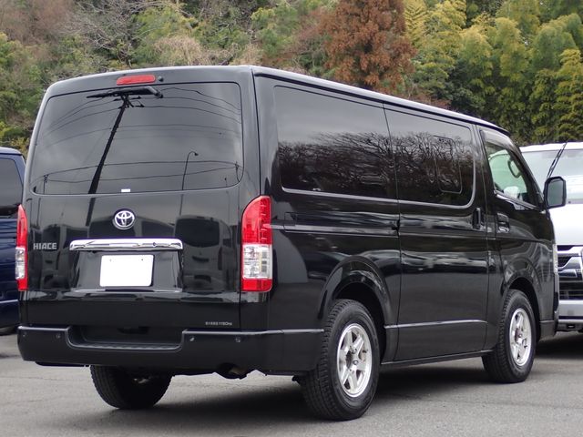 TOYOTA HIACE VAN 1.15T 2WD 2021 Image 31
