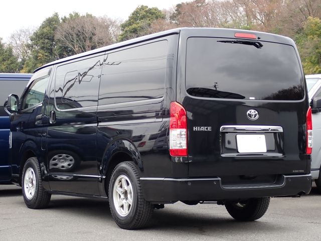 TOYOTA HIACE VAN 1.15T 2WD 2021 Image 31