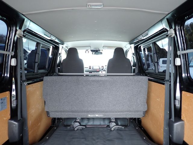 TOYOTA HIACE VAN 1.15T 2WD 2021 Image 31