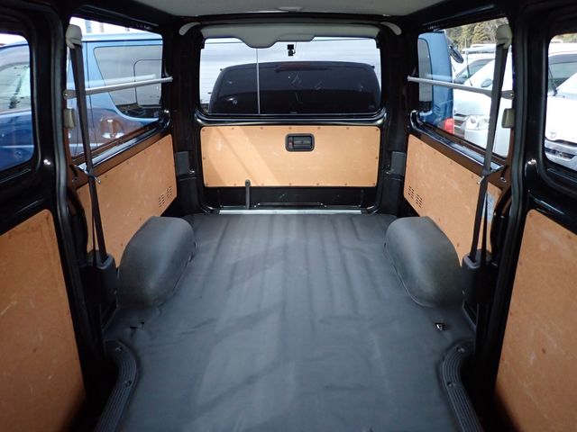 TOYOTA HIACE VAN 1.15T 2WD 2021 Image 31