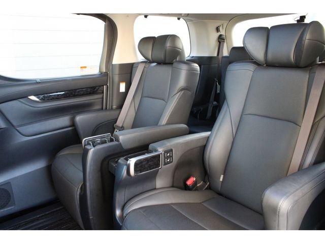 TOYOTA ALPHARD 2021 Image 31