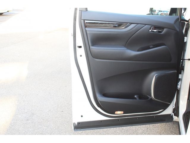 TOYOTA ALPHARD 2021 Image 31