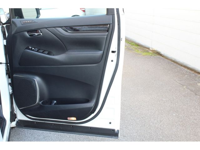 TOYOTA ALPHARD 2021 Image 31