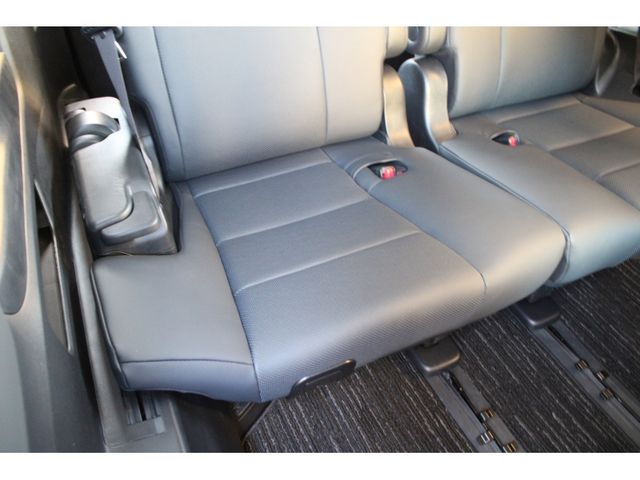 TOYOTA ALPHARD 2021 Image 31