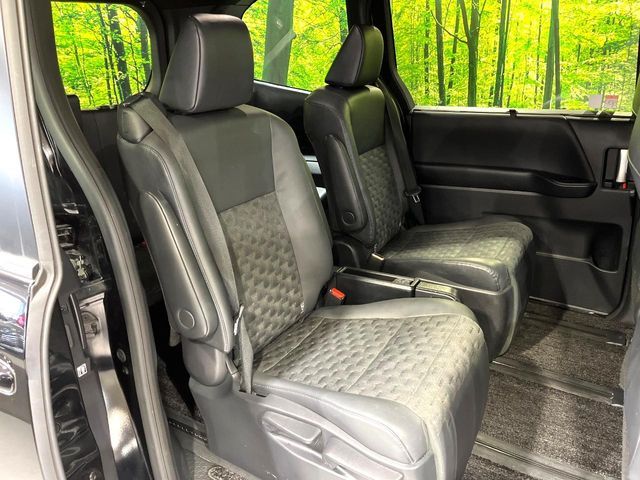 TOYOTA VOXY 2023 Image 31