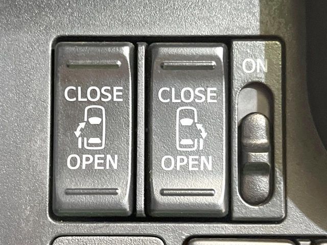 TOYOTA TANK 2018 Image 31