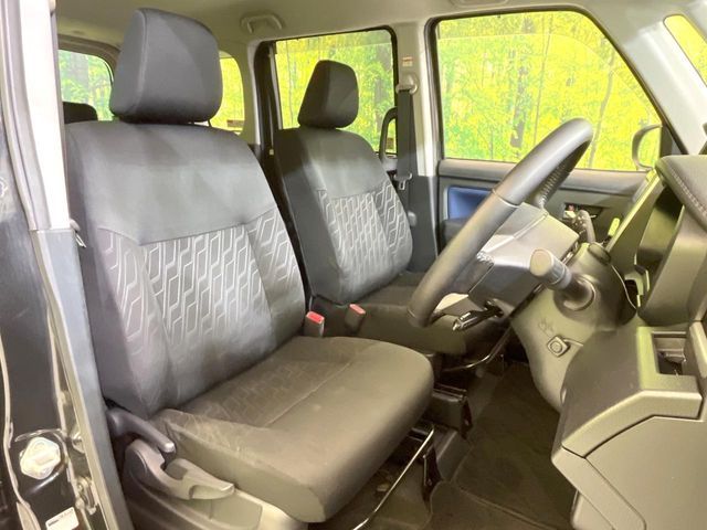 TOYOTA TANK 2018 Image 31