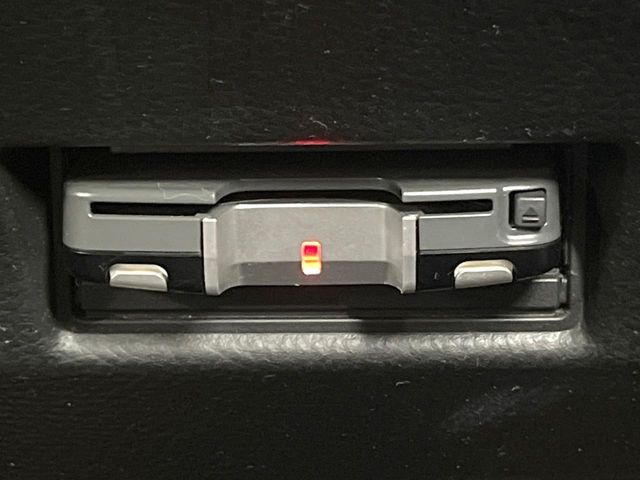 SUZUKI SWIFT 2011 Image 31