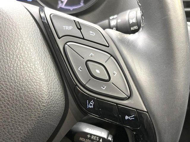 TOYOTA C-HR 2019 Image 31