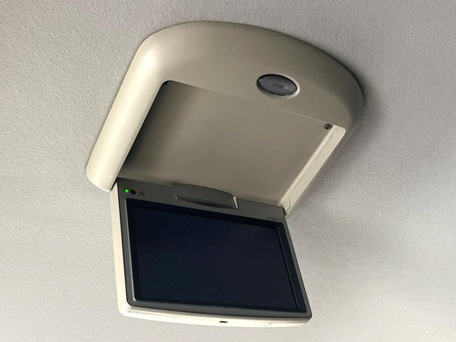 TOYOTA NOAH 2011 Image 31