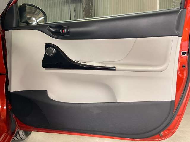 TOYOTA IQ 2012 Image 31