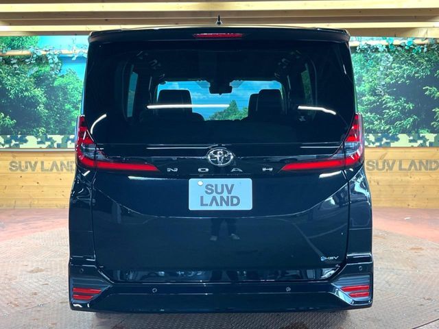 TOYOTA NOAH HYBRID 2026 Image 31