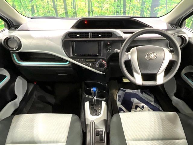 TOYOTA AQUA 2012 Image 31