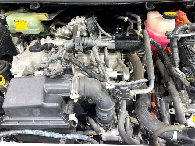 TOYOTA AQUA 2012 Image 31