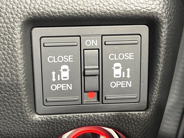 HONDA N BOX CUSTOM 2020 Image 31