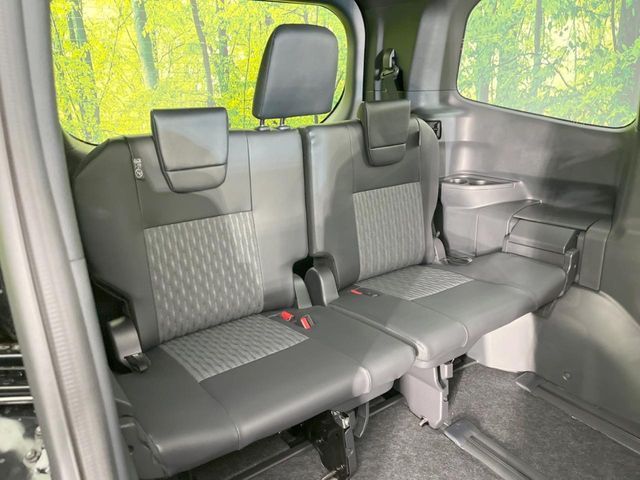 TOYOTA NOAH HYBRID 2026 Image 31