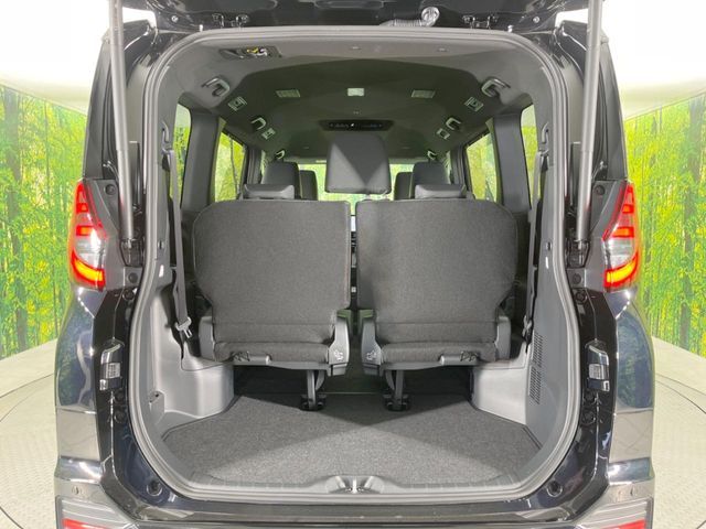 TOYOTA NOAH HYBRID 2026 Image 31