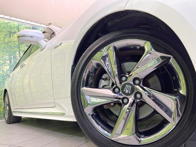 TOYOTA CROWN SEDAN HYBRID 2018 Image 31