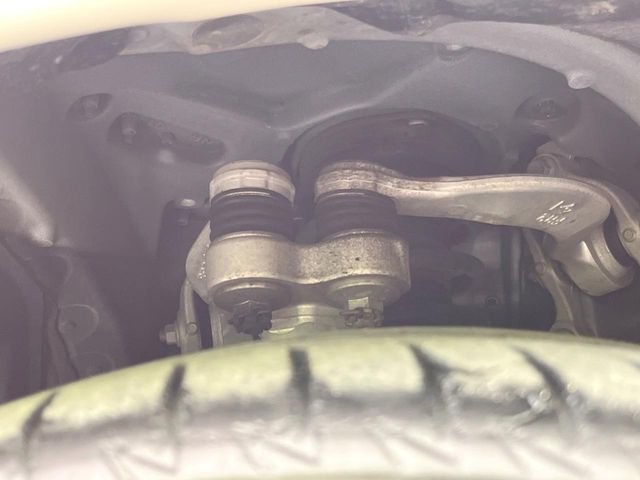 TOYOTA CROWN SEDAN HYBRID 2018 Image 31