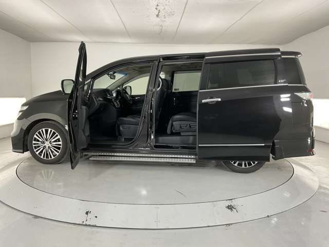 NISSAN ELGRAND  4WD 2016 Image 31