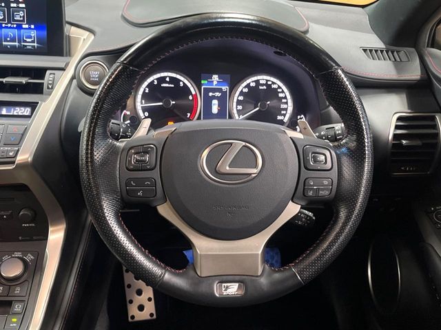 TOYOTA LEXUS NX200T 2017 Image 31