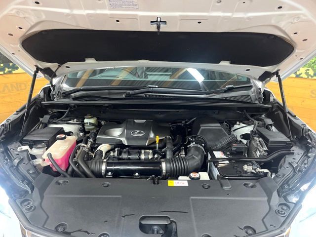 TOYOTA LEXUS NX200T 2017 Image 31