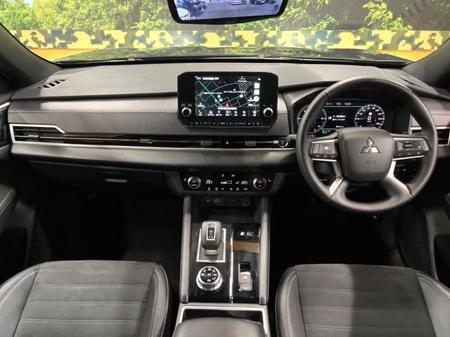 MITSUBISHI OUTLANDER PHEV 2023 Image 31