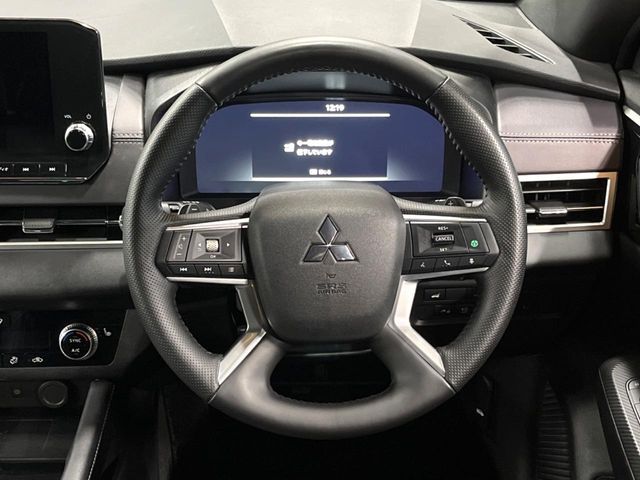 MITSUBISHI OUTLANDER PHEV 2023 Image 31