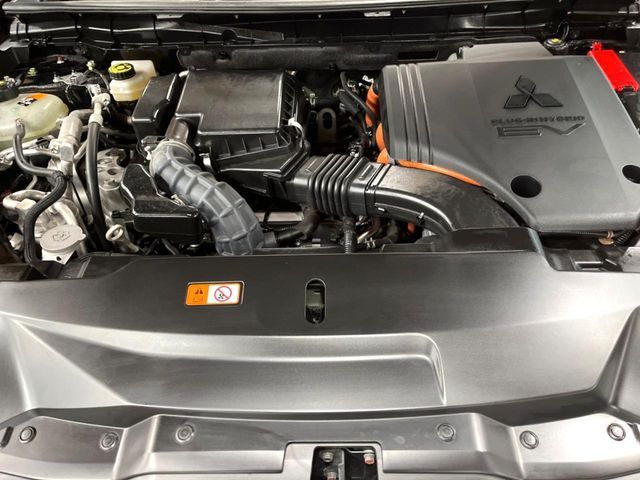 MITSUBISHI OUTLANDER PHEV 2023 Image 31