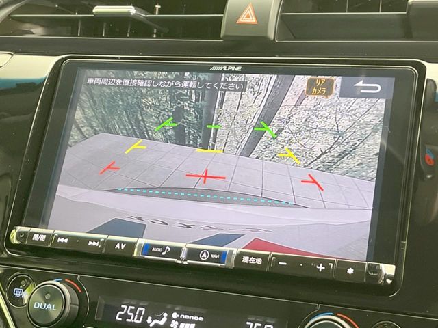 TOYOTA CAMRY HYBRID 2017 Image 31