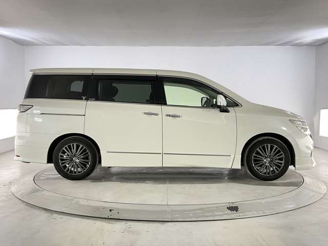 NISSAN ELGRAND 2020 Image 31