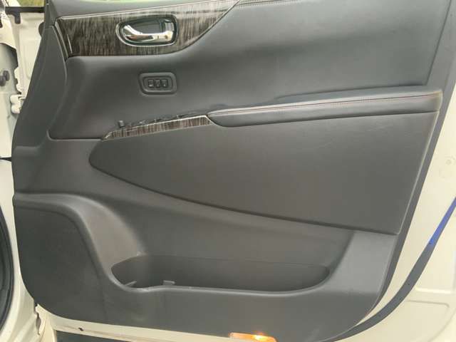 NISSAN ELGRAND 2020 Image 31