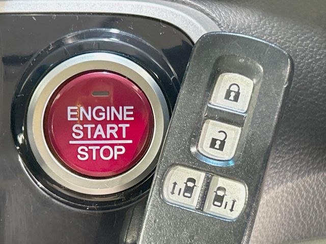 HONDA N BOX CUSTOM 2013 Image 31