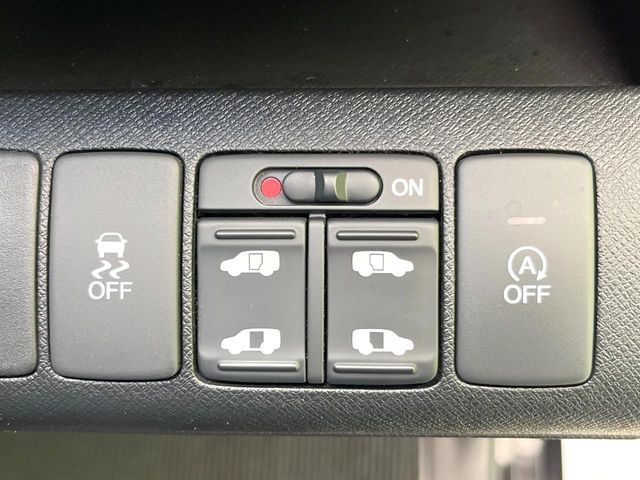 HONDA STEPWAGON SPADA 2013 Image 31